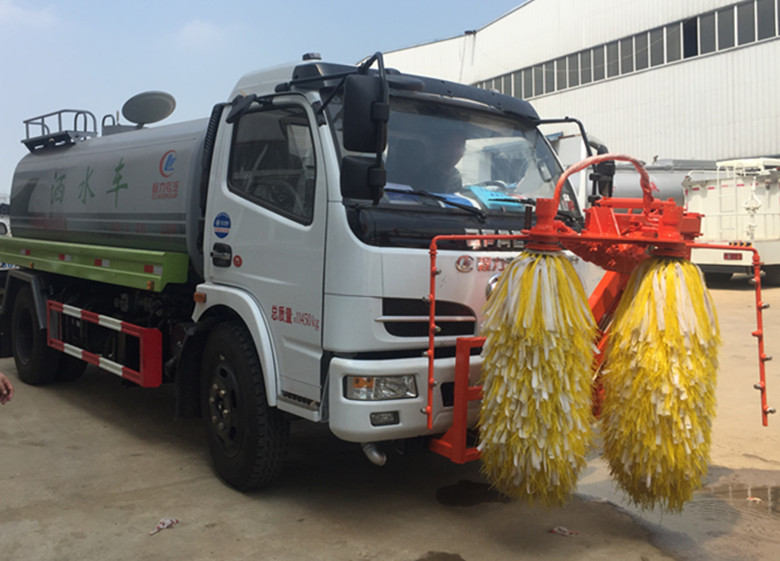 高速護(hù)欄清洗車|多功能護(hù)欄清洗車