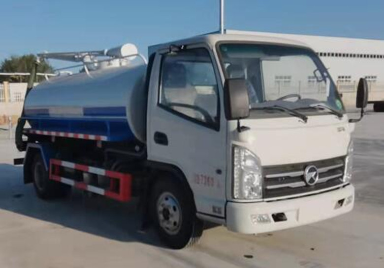 程力凱馬(5-6方)吸糞車