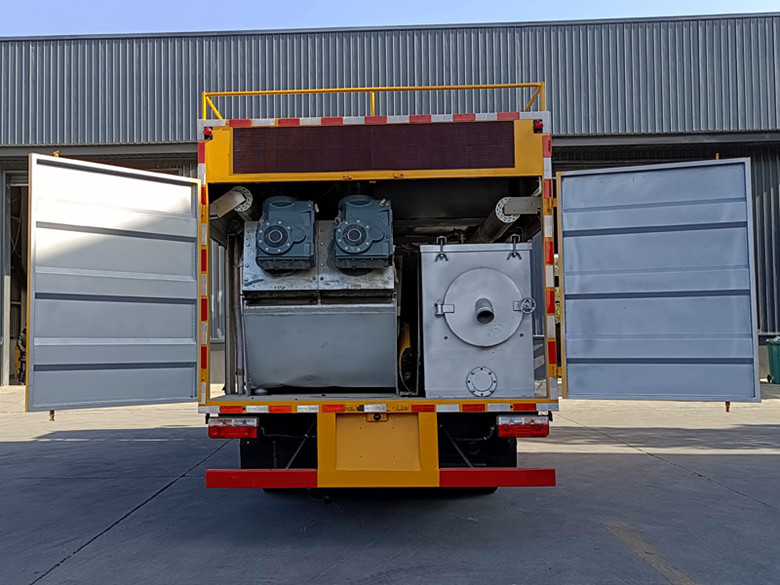 程力牌吸污凈化車(chē)