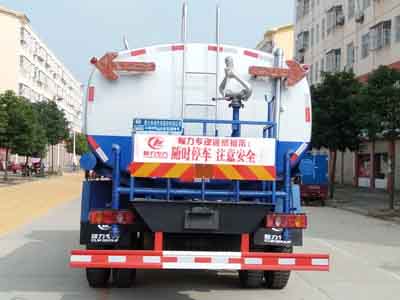 高速護(hù)欄清洗車|多功能護(hù)欄清洗車