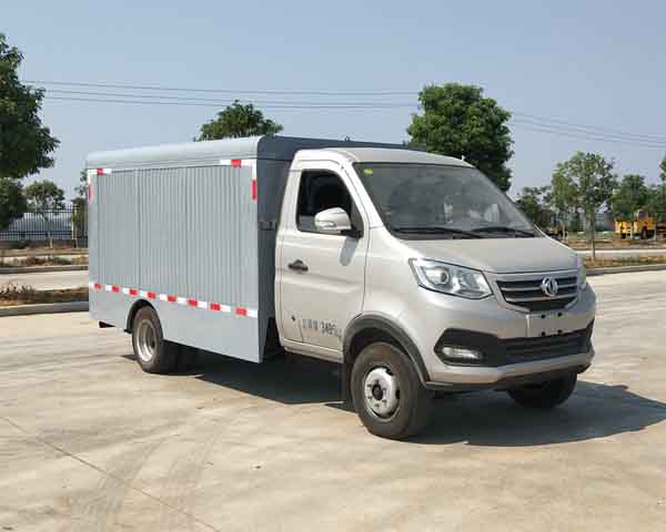 東風(fēng)純電動(dòng)密閉式桶裝垃圾車