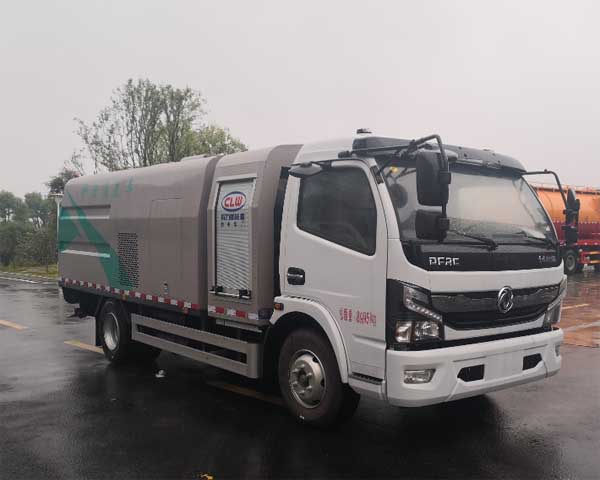 程力純電動(dòng)護(hù)欄清洗車