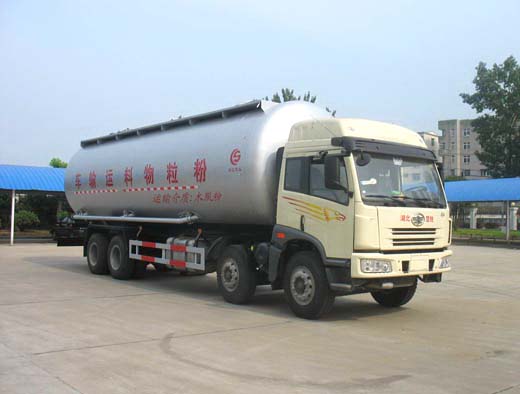 解放前四后八粉粒物料運輸車(CA1313)