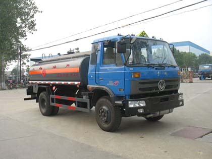 東風(fēng)145化工液體運(yùn)輸車(EQ1110GLJ)