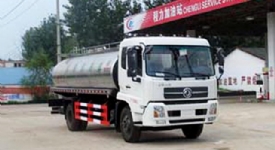 東風(fēng)天錦鮮奶運(yùn)輸車