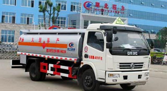 東風多利卡國四加油車