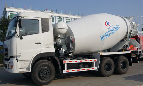 東風(fēng)大力神混凝土攪拌運(yùn)輸車